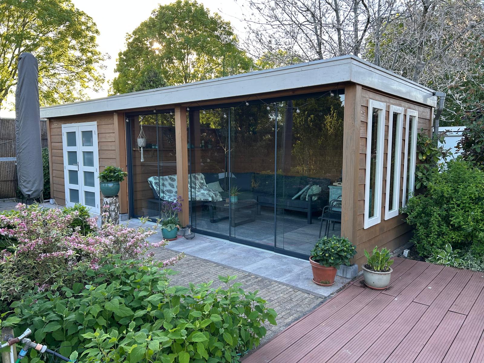 In het echt — Uw samenstelling · 2 panelen van 103 cm × 208 cm · helder glas · antraciet
