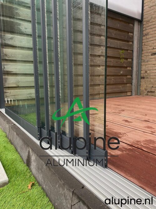 5-rail Glazen Schuifwand met een breedte van 400 t/m 453cm (Getint 93cm glas) - Afbeelding 3