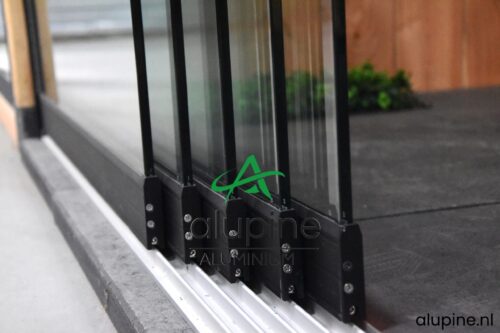 5-rail Glazen Schuifwand met een breedte van 400 t/m 453cm (Getint 93cm glas) - Afbeelding 6